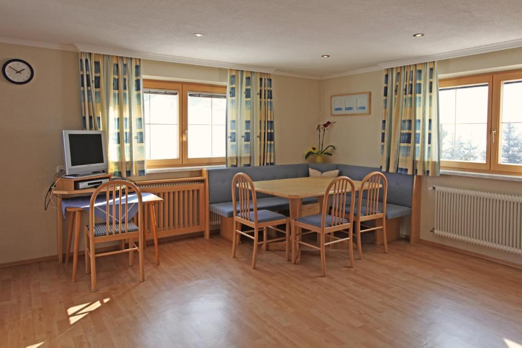 Haus Helga Hotel Kappl  Szoba fotó