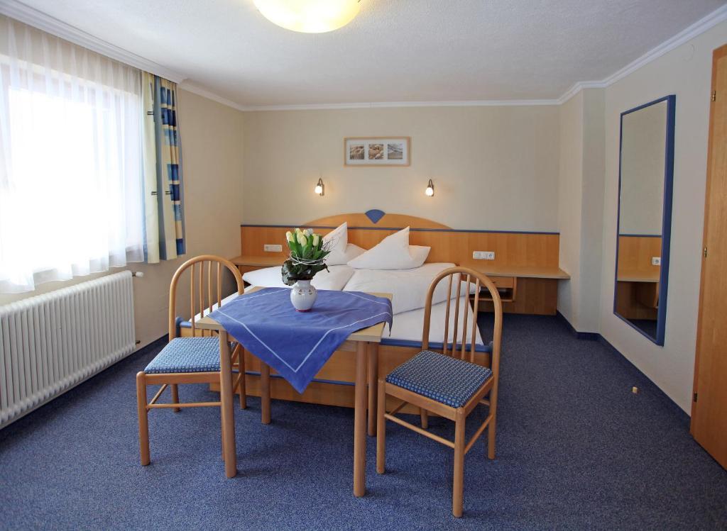Haus Helga Hotel Kappl  Szoba fotó